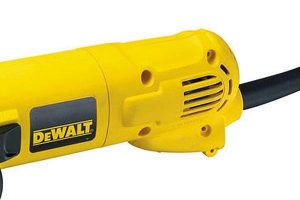 Brush covers protect the angle grinder.